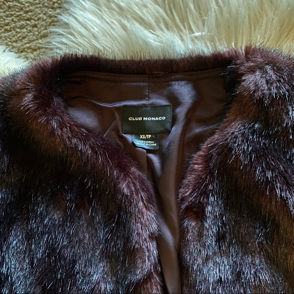 Club Monaco faux fur burgundy jacket - Picture 5 of 12